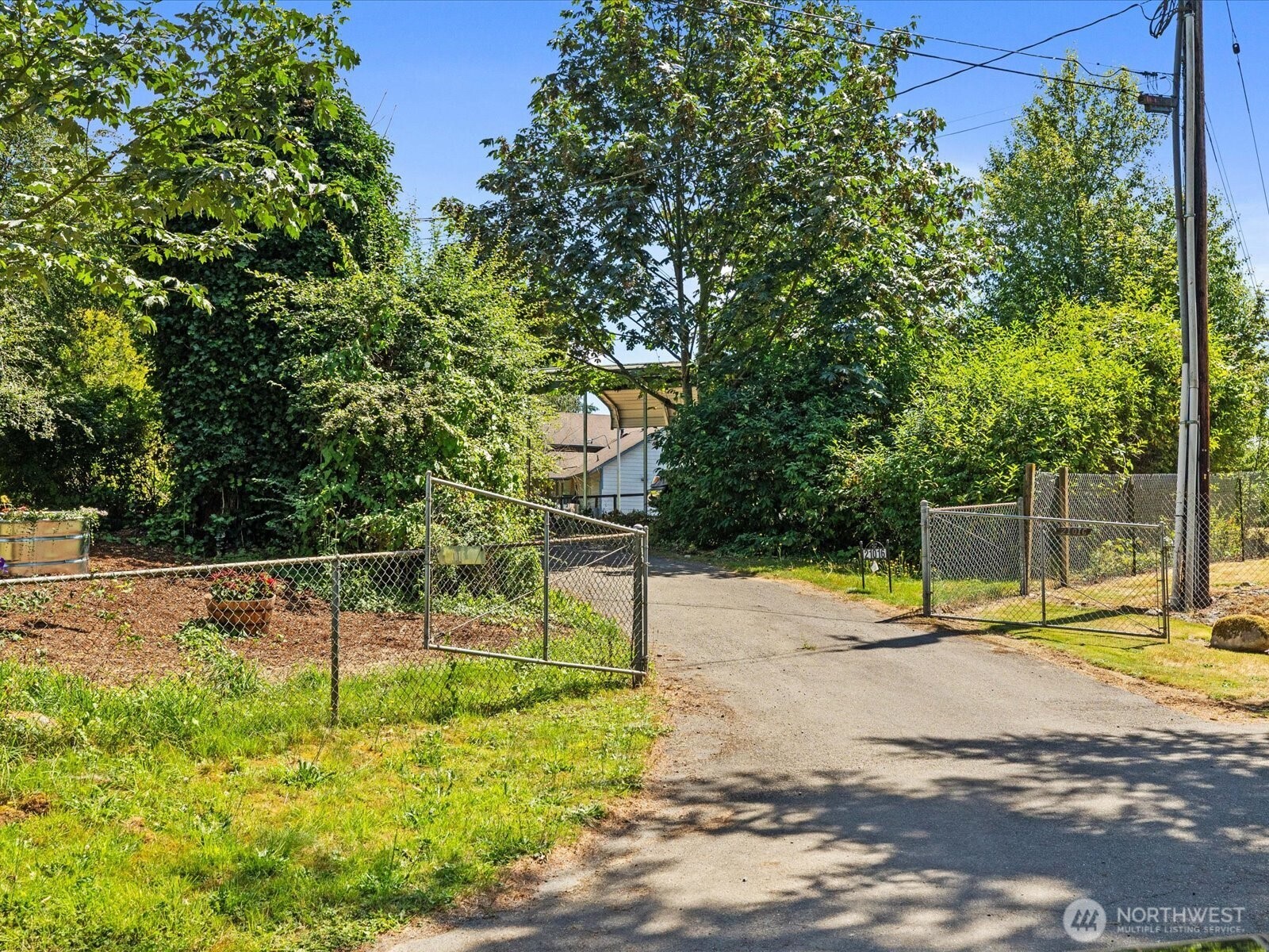 21016 Old Owen Road Property Photo 2