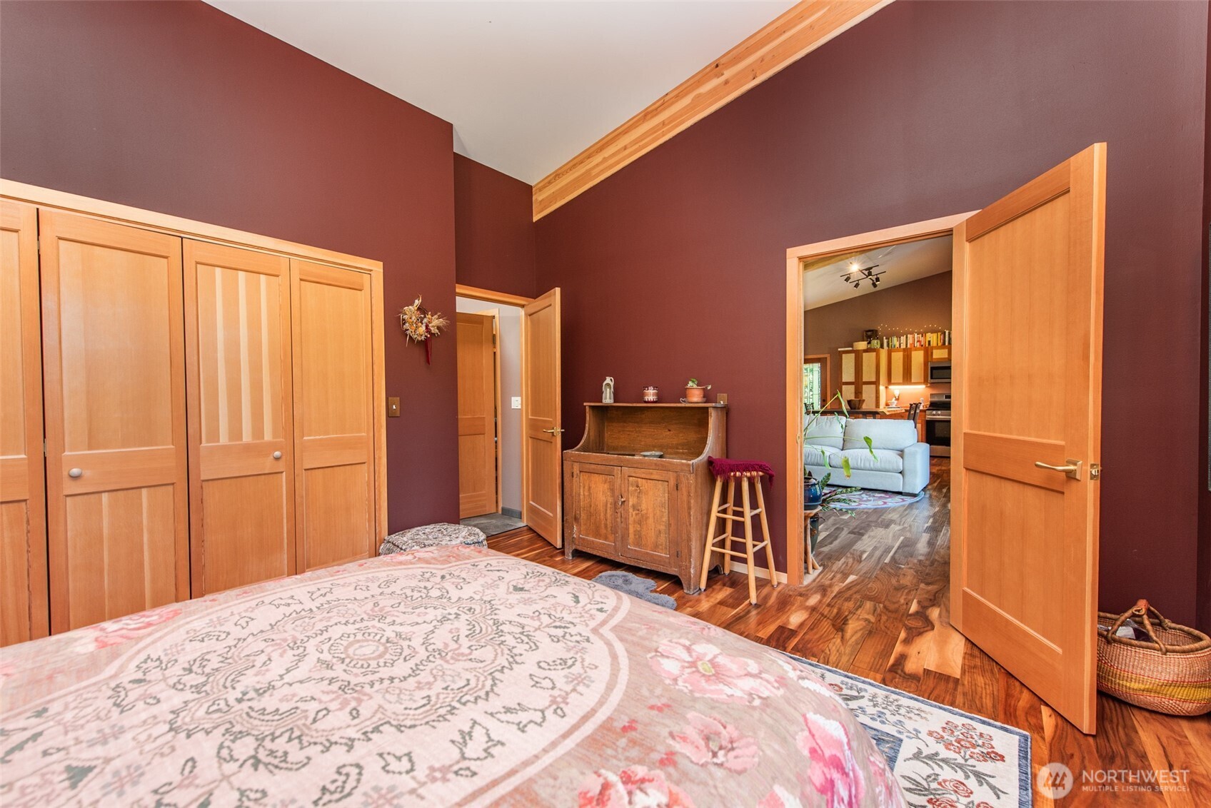 1833 Eaglemount Road Property Photo 15