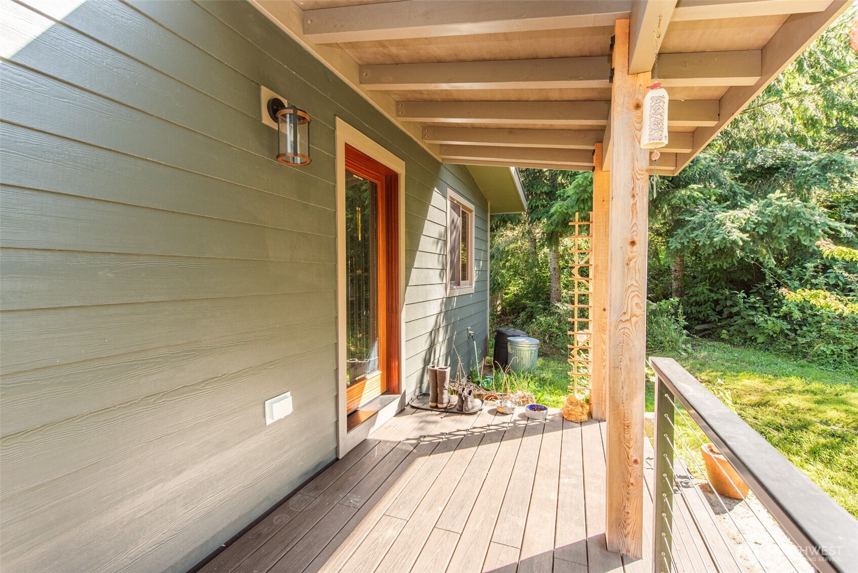 1833 Eaglemount Road Property Photo 27