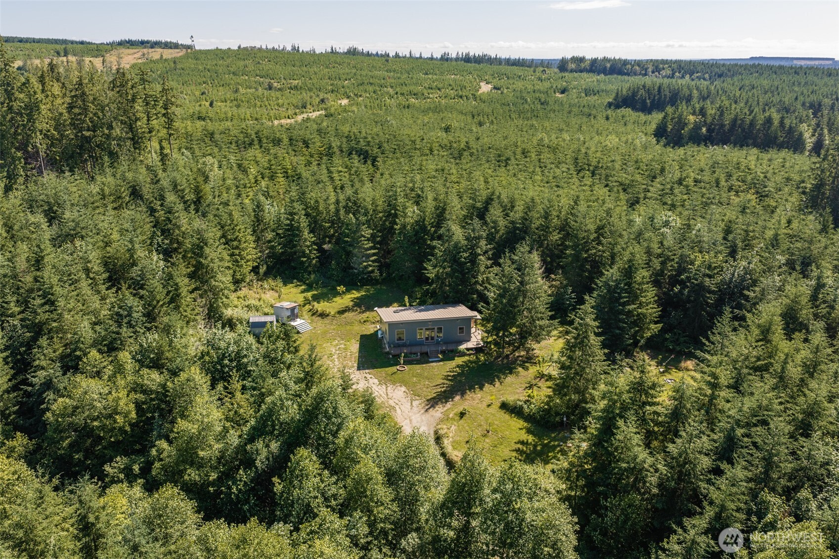 1833 Eaglemount Road Property Photo 37