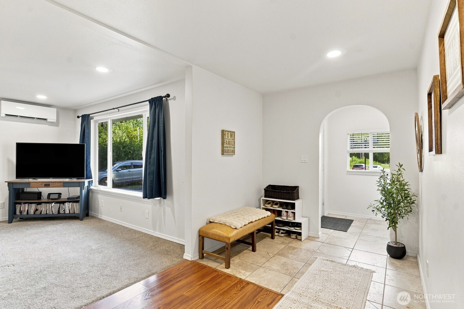108 Sw Campbell Street Property Photo 6