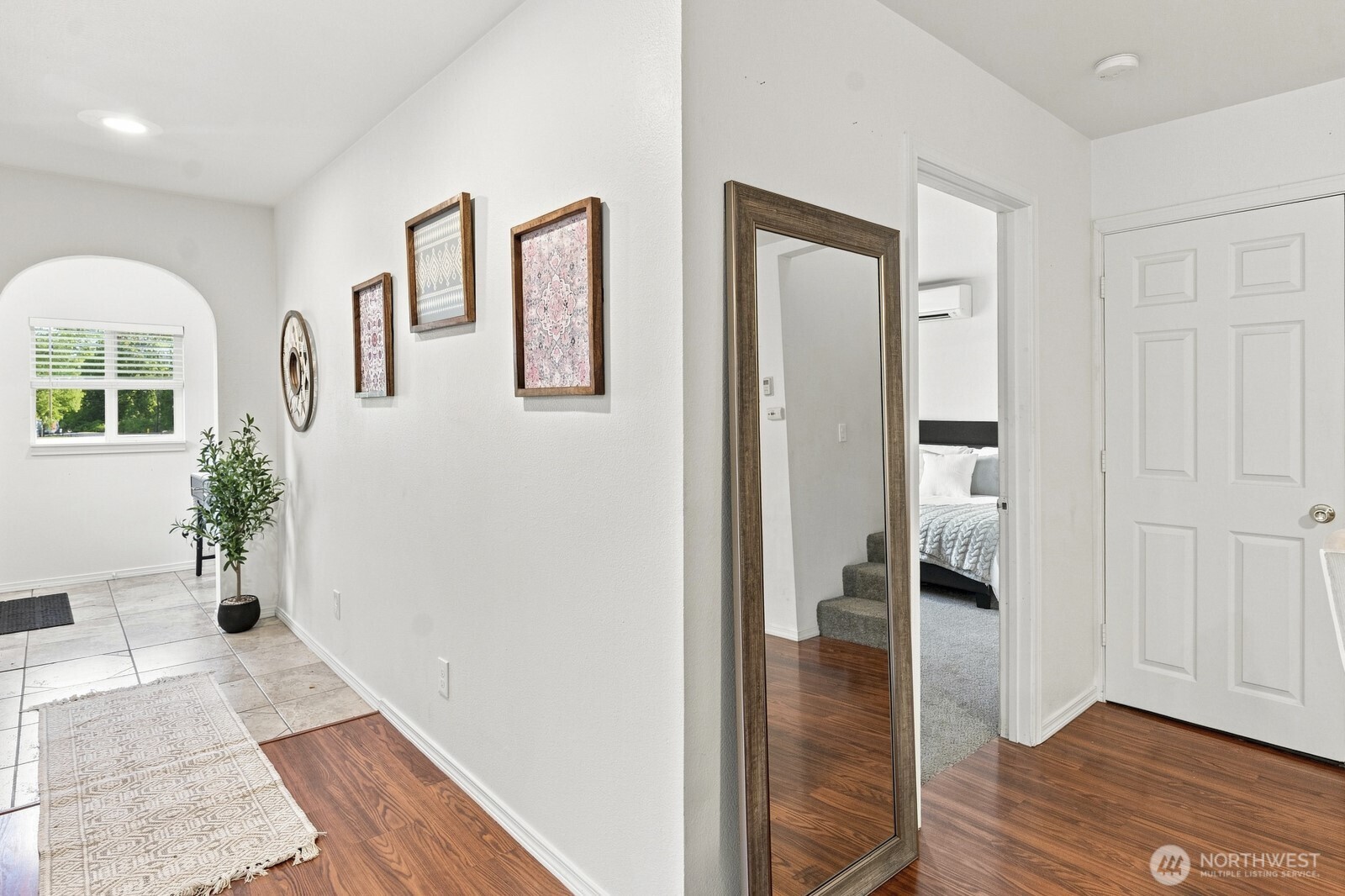 108 Sw Campbell Street Property Photo 7