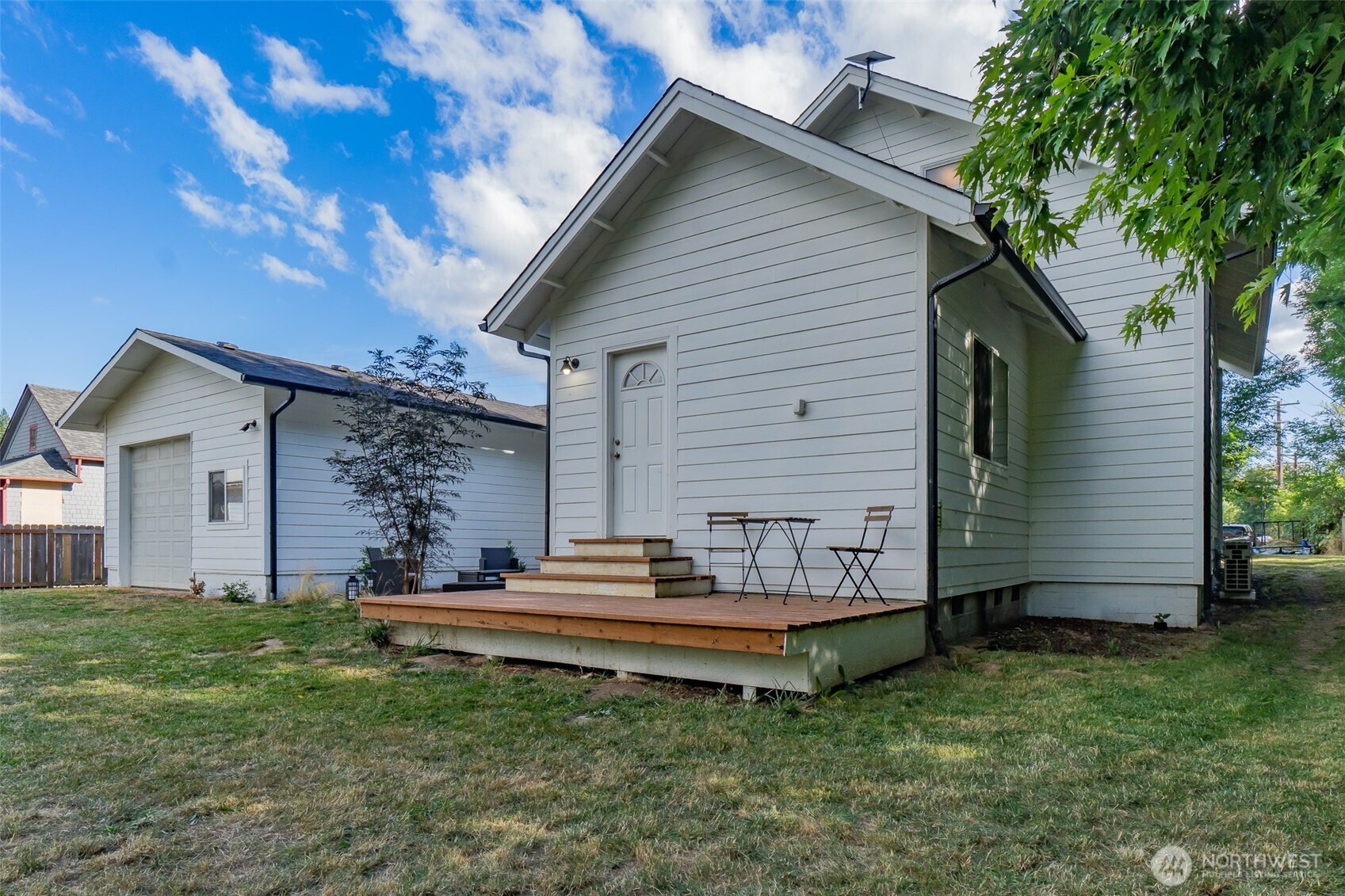 108 Sw Campbell Street Property Photo 31
