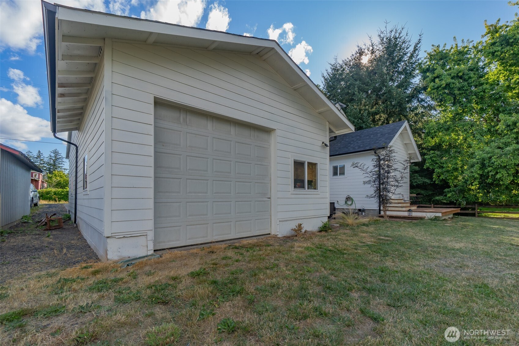 108 Sw Campbell Street Property Photo 33