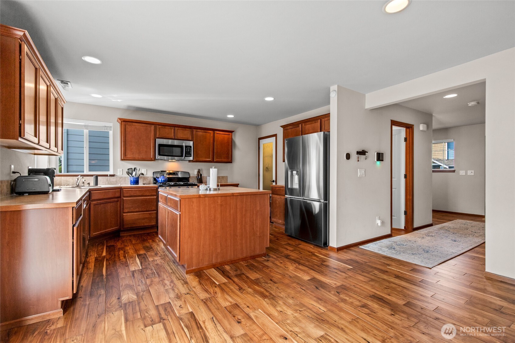 1126 144th Place Property Photo 7
