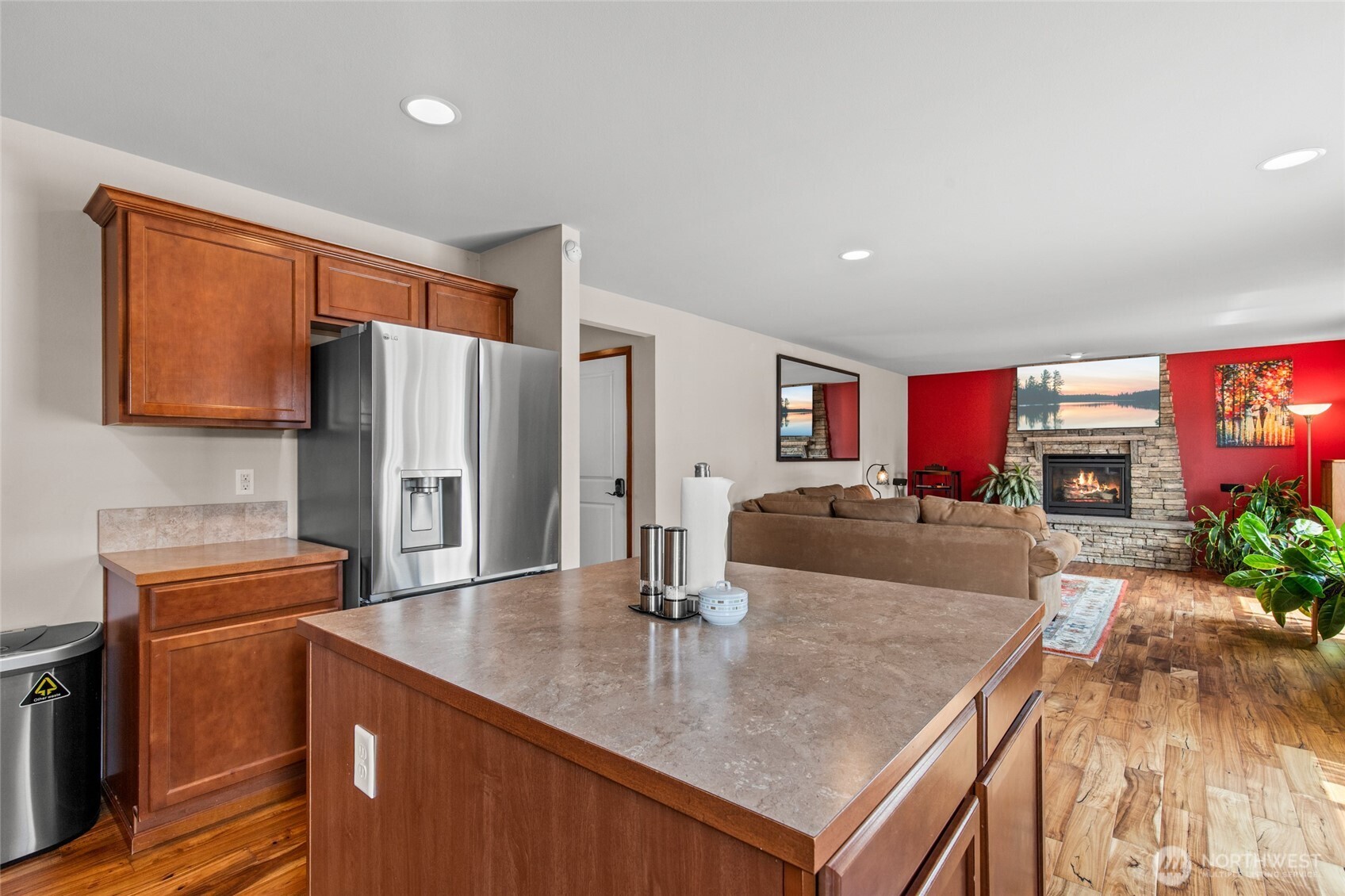1126 144th Place Property Photo 9