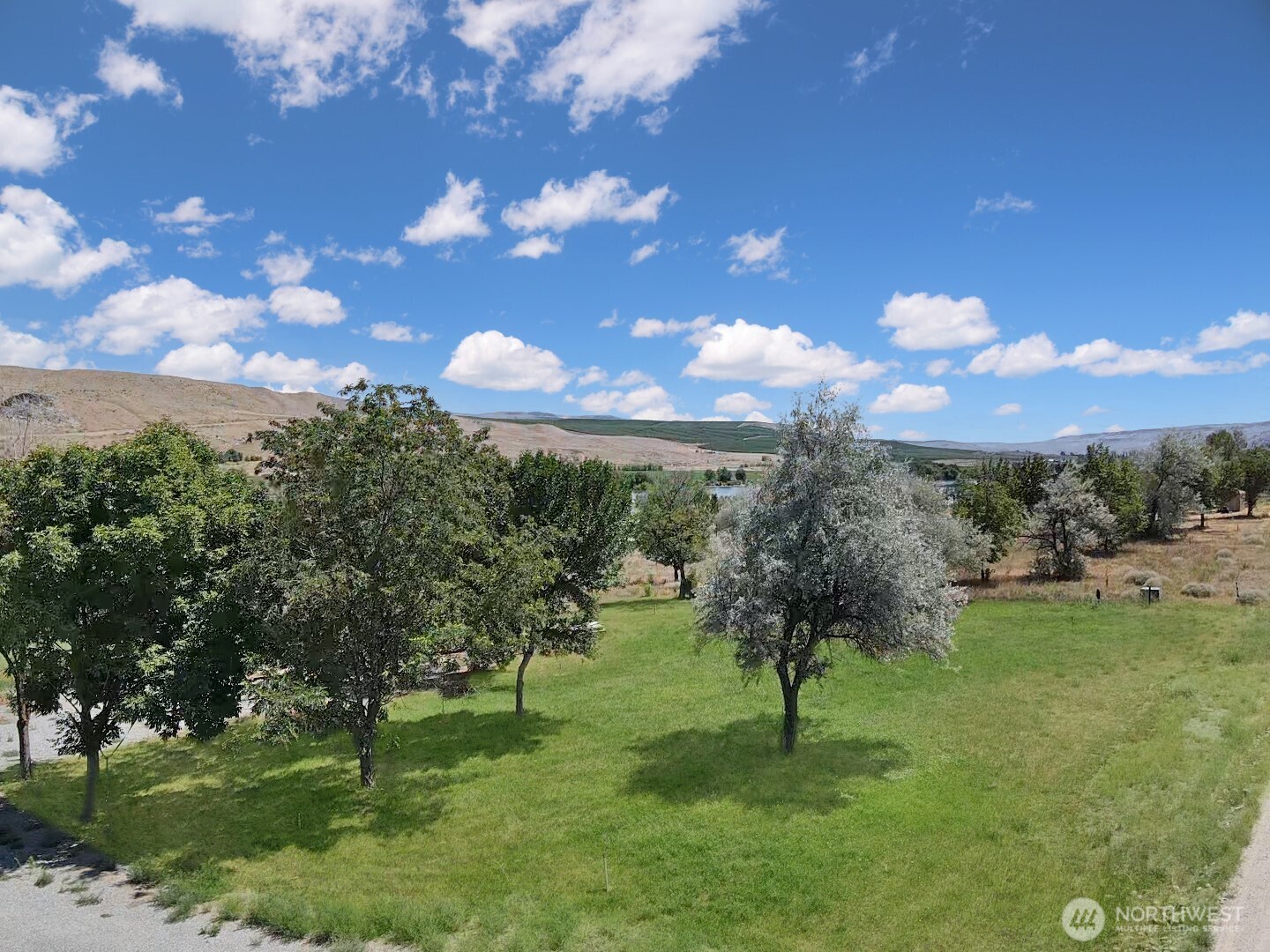 306 Monse River Road Property Photo 3