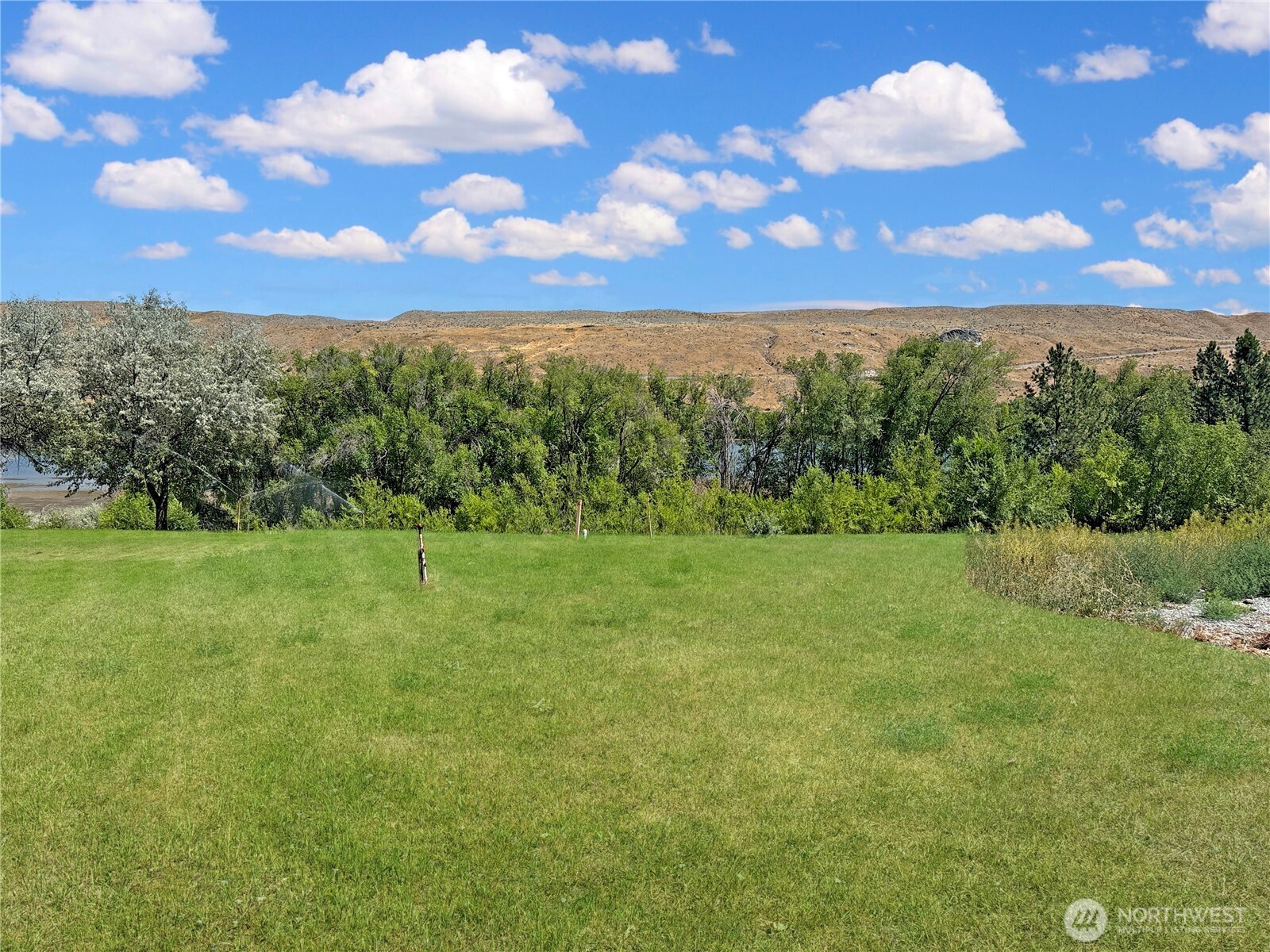 306 Monse River Road Property Photo 13