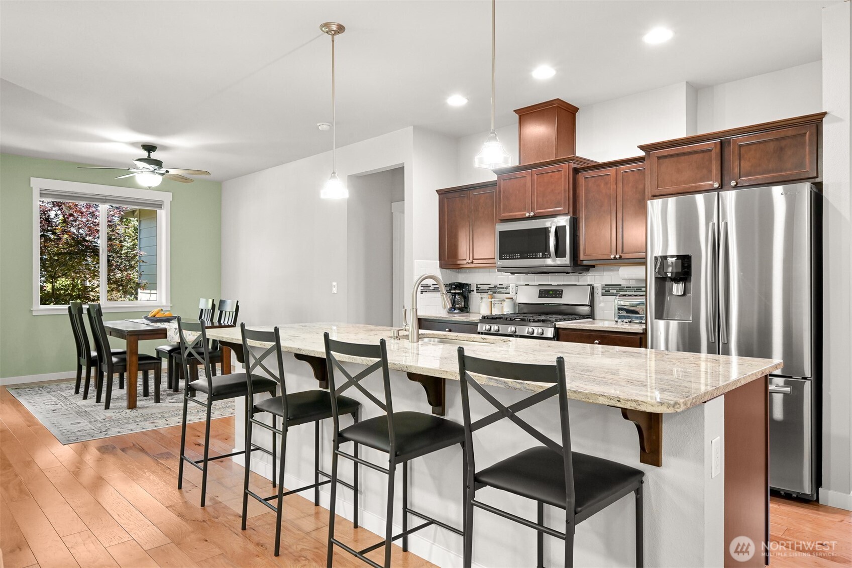 3835 Autumn Way Property Photo 2