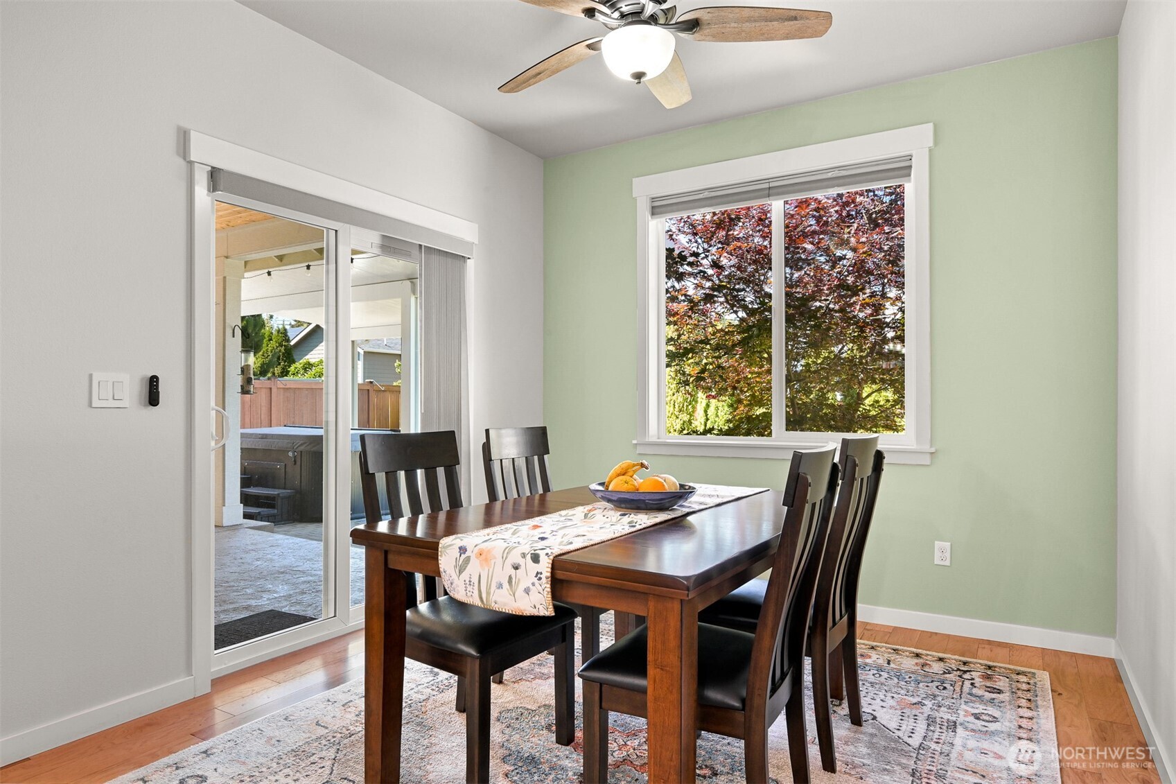 3835 Autumn Way Property Photo 5