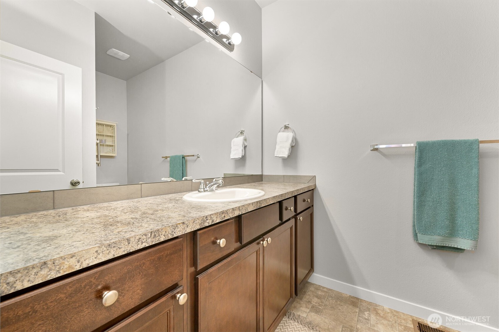 3835 Autumn Way Property Photo 22