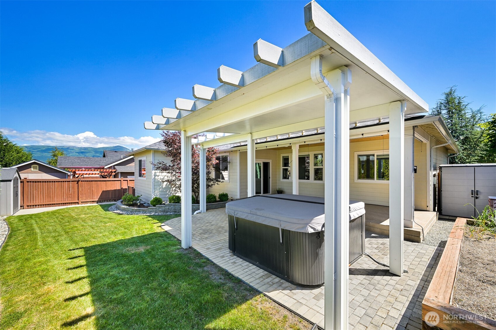 3835 Autumn Way Property Photo 28
