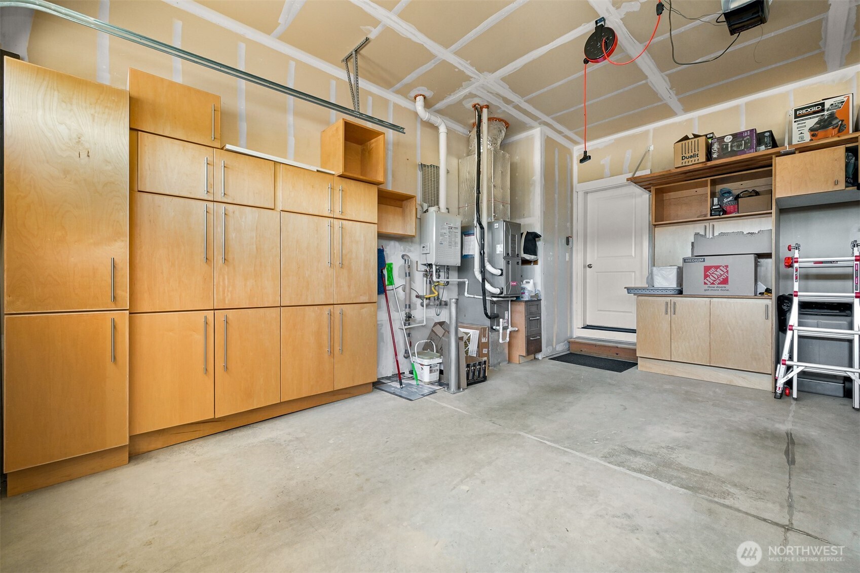 3835 Autumn Way Property Photo 33