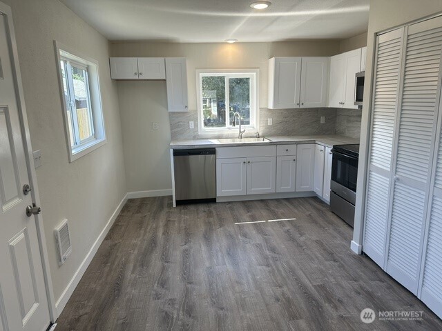 210 24th Avenue Property Photo 3