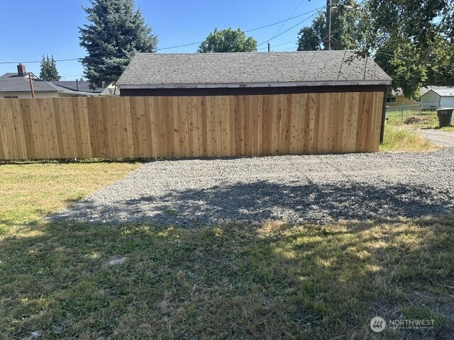 210 24th Avenue Property Photo 21