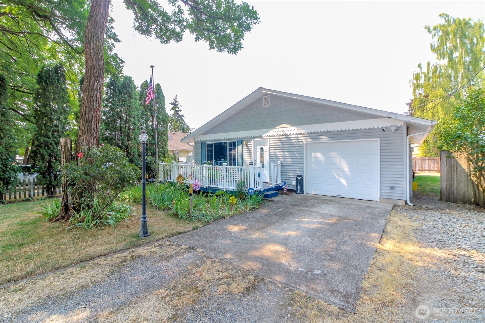 10035 Grove Road Property Photo 3