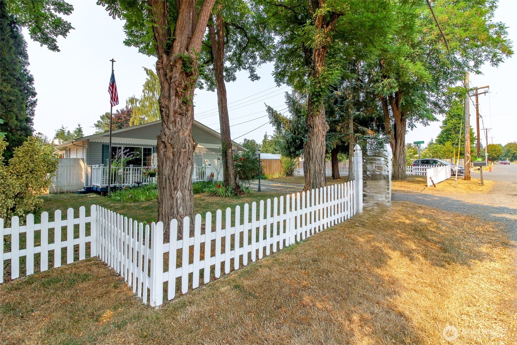 10035 Grove Road Property Photo 4