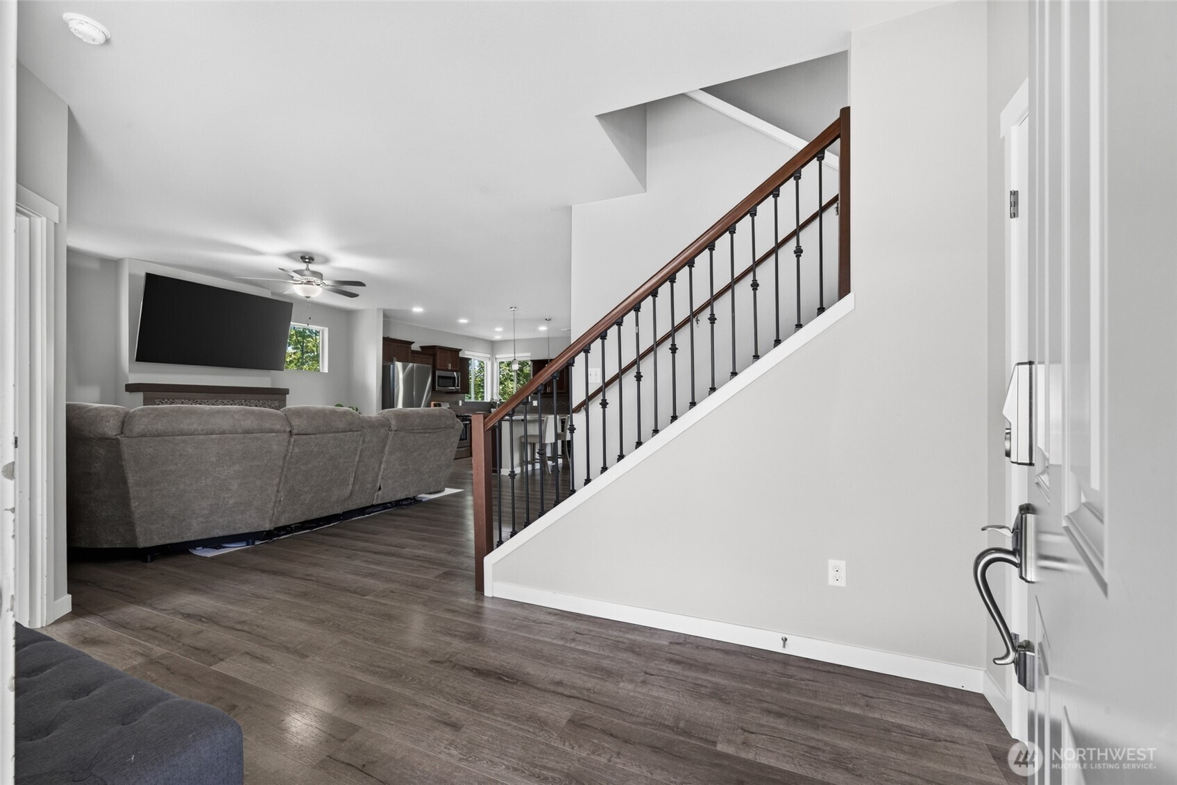 16131 76th Avenue Ct Property Photo 4