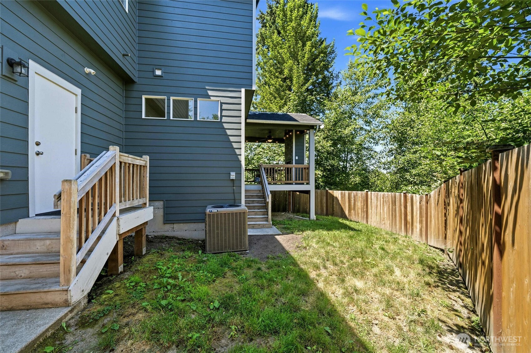 16131 76th Avenue Ct Property Photo 32