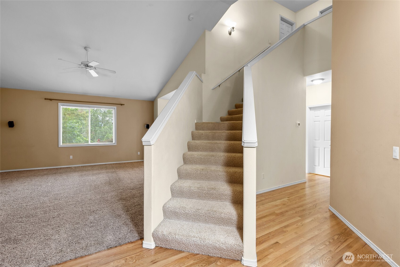 21017 Springhaven Way Property Photo 5
