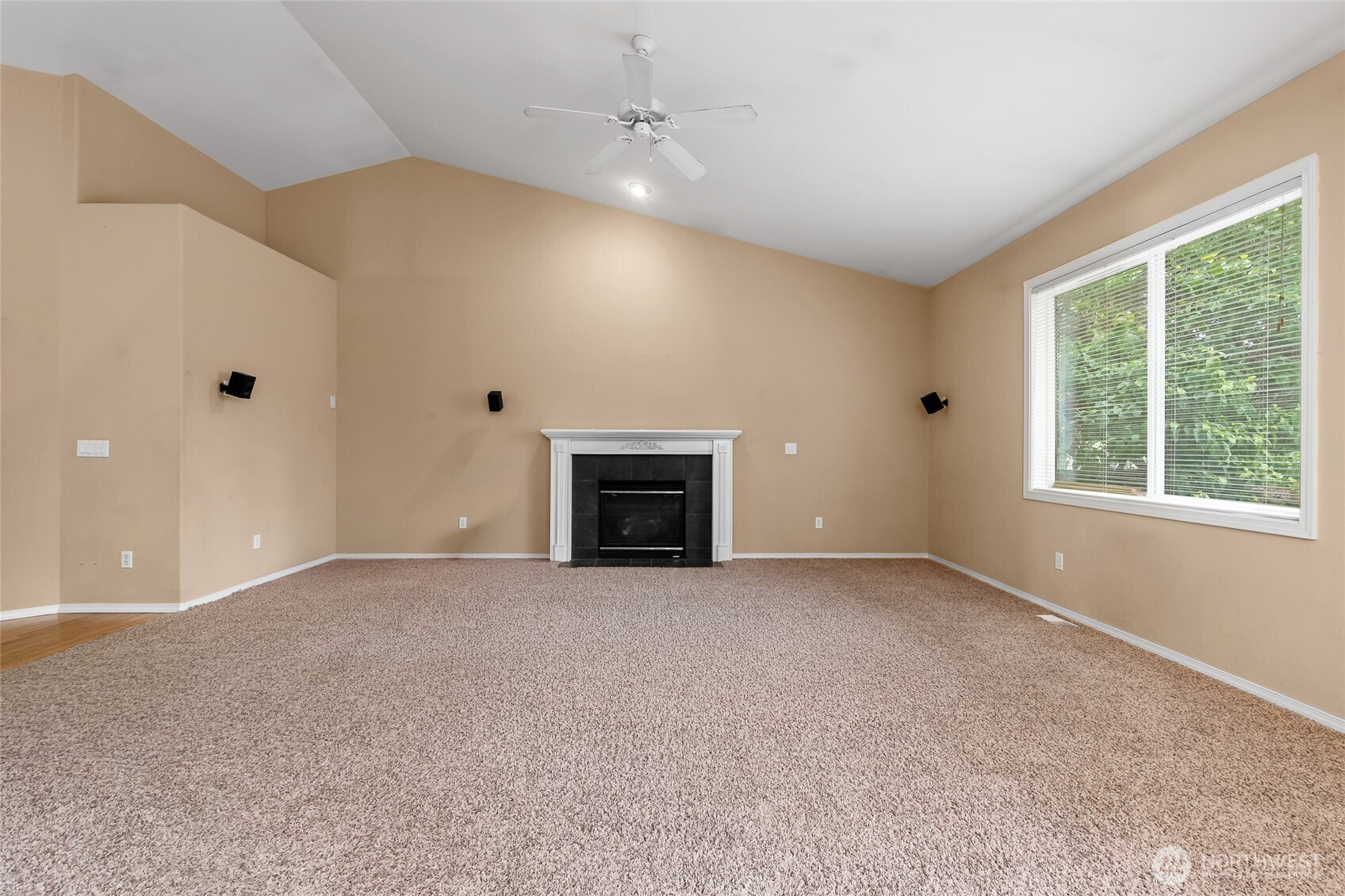 21017 Springhaven Way Property Photo 7