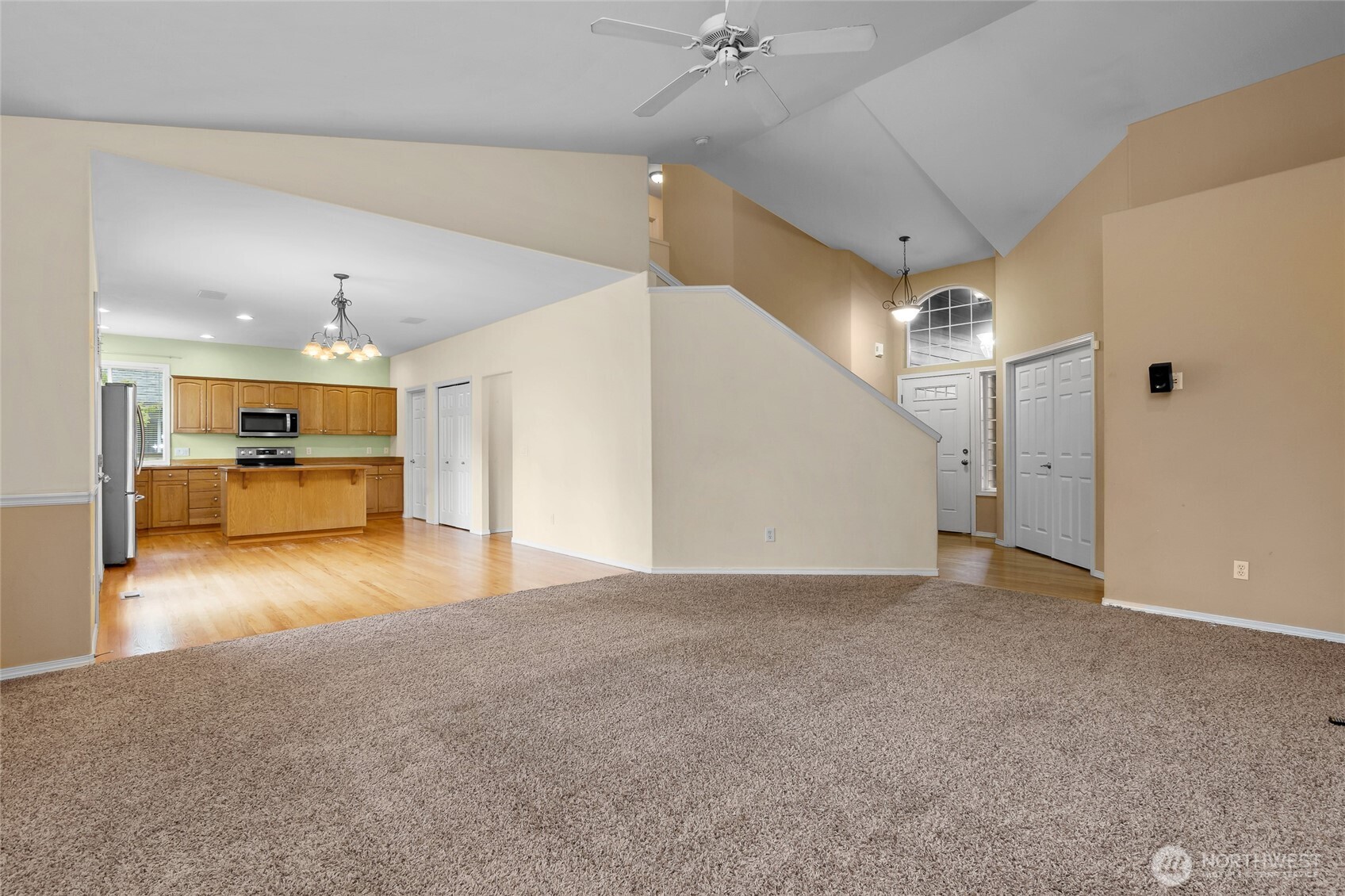 21017 Springhaven Way Property Photo 10