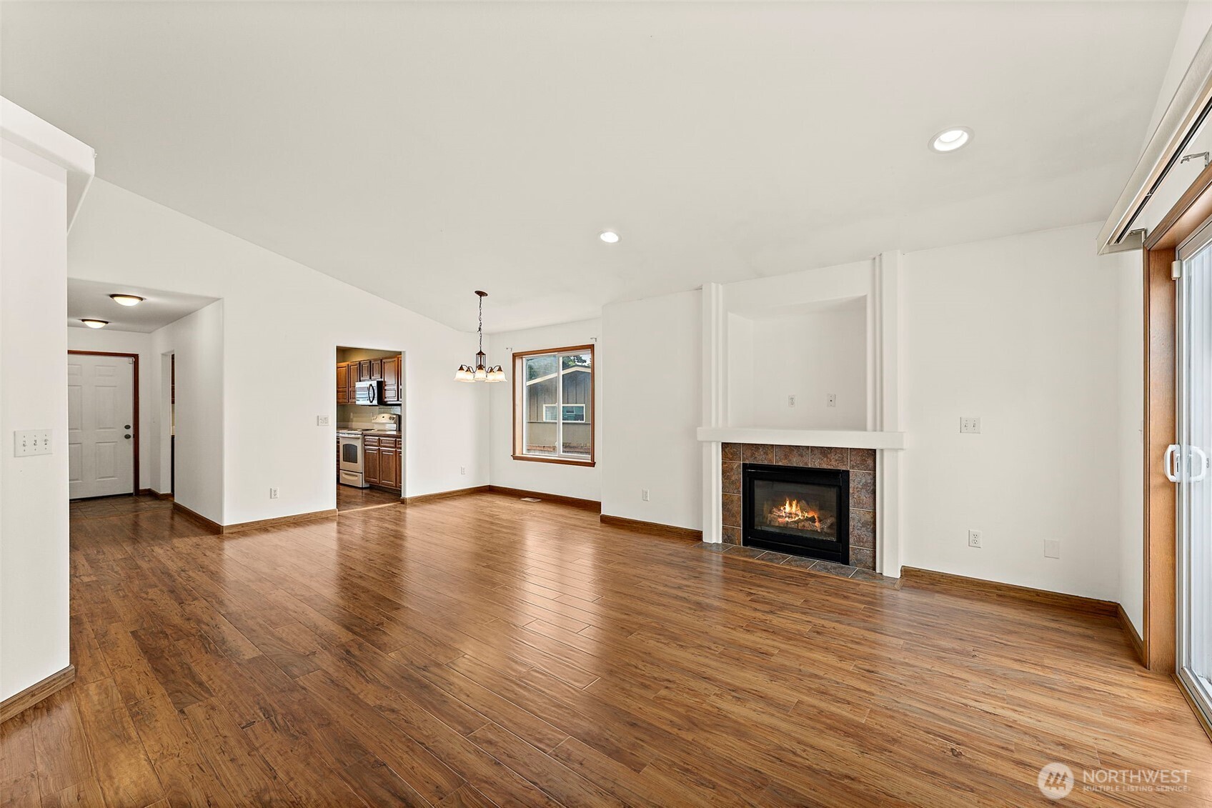 628 S 117th Street Property Photo 13