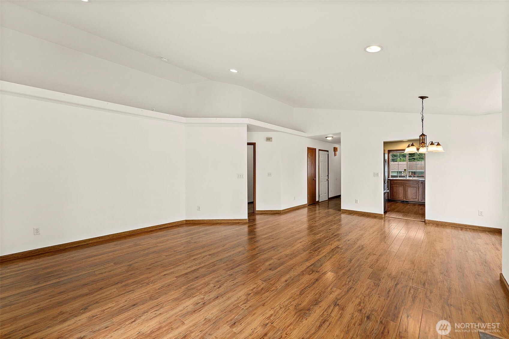 628 S 117th Street Property Photo 15