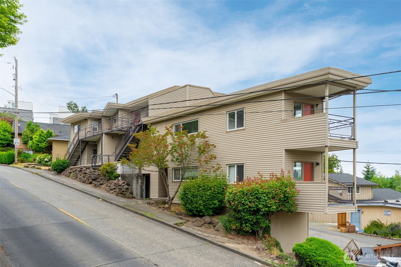 650 W Bertona Street Property Photo 2