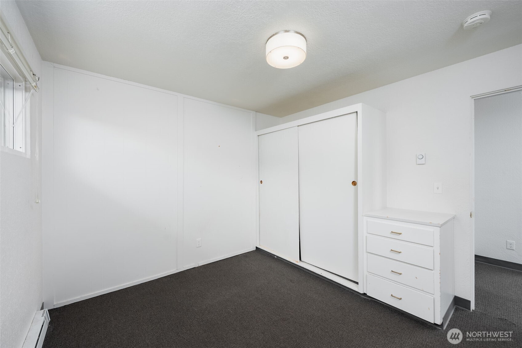 650 W Bertona Street Property Photo 12