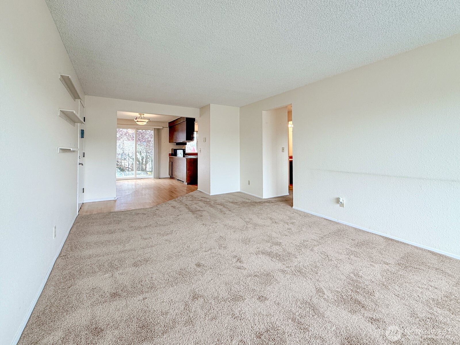 136 Mckean Court Property Photo 6
