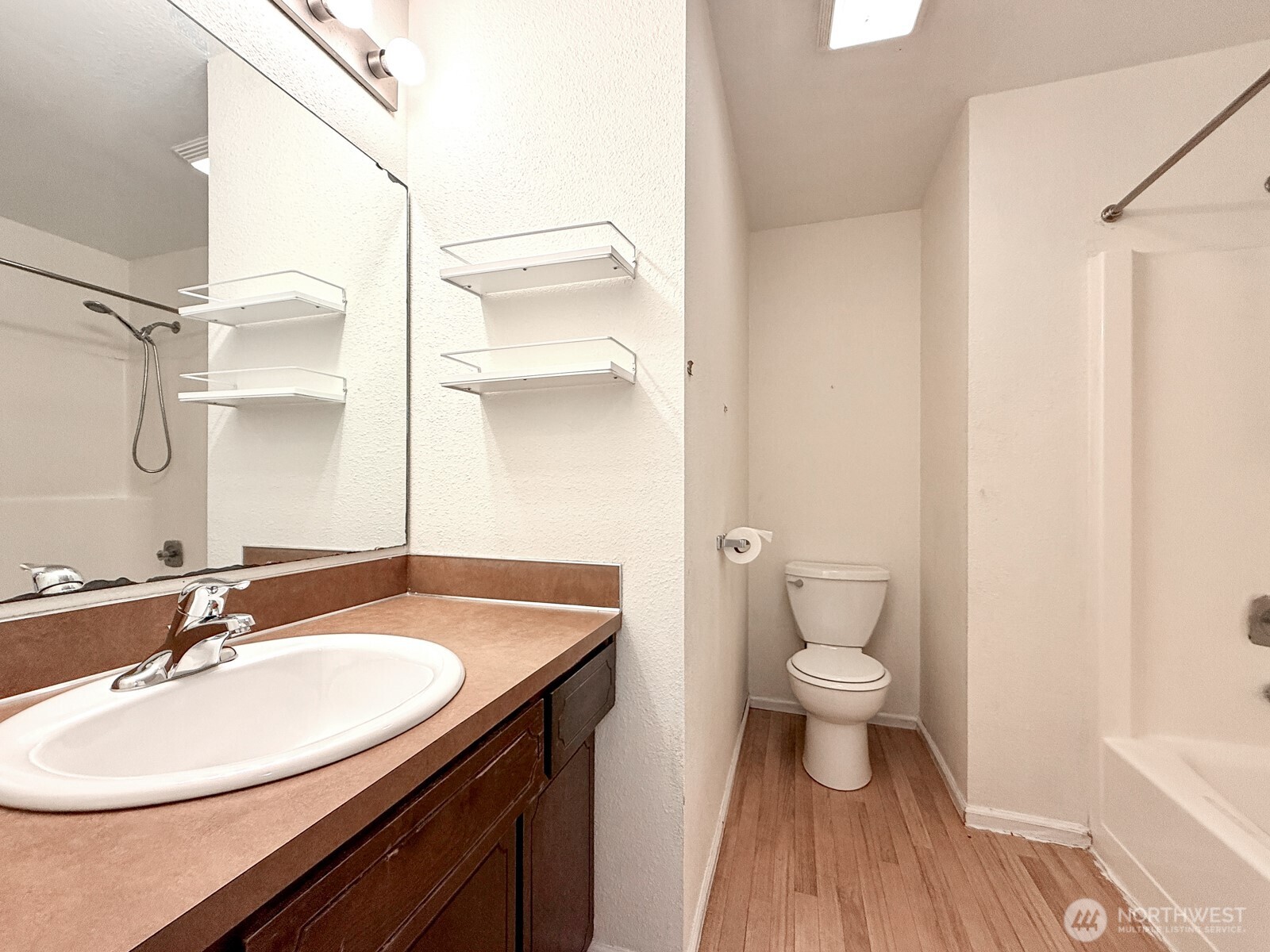 136 Mckean Court Property Photo 10