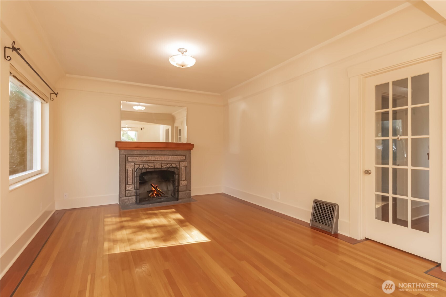 617 Burnett Avenue Property Photo 7