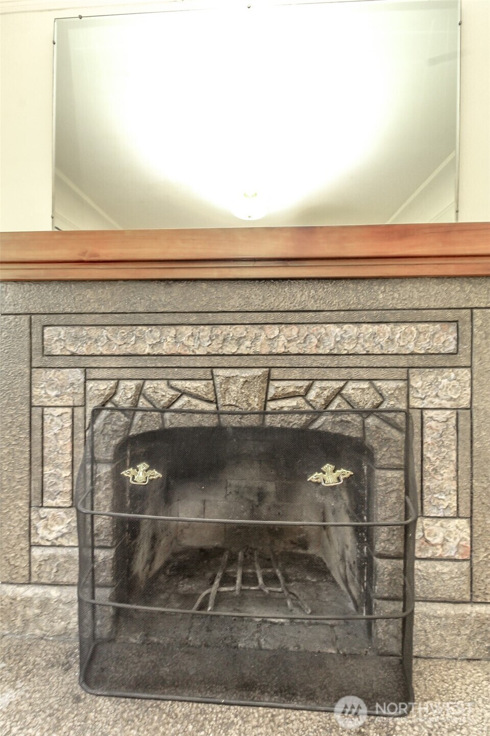 617 Burnett Avenue Property Photo 13