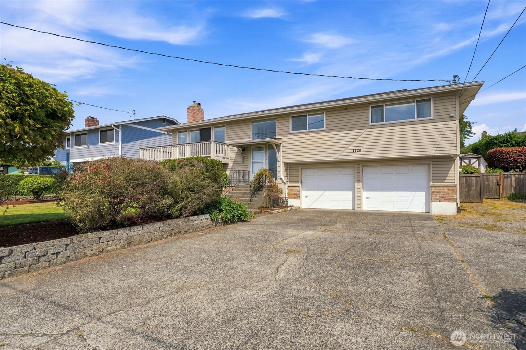 1729 S Jackson Avenue Property Photo 3