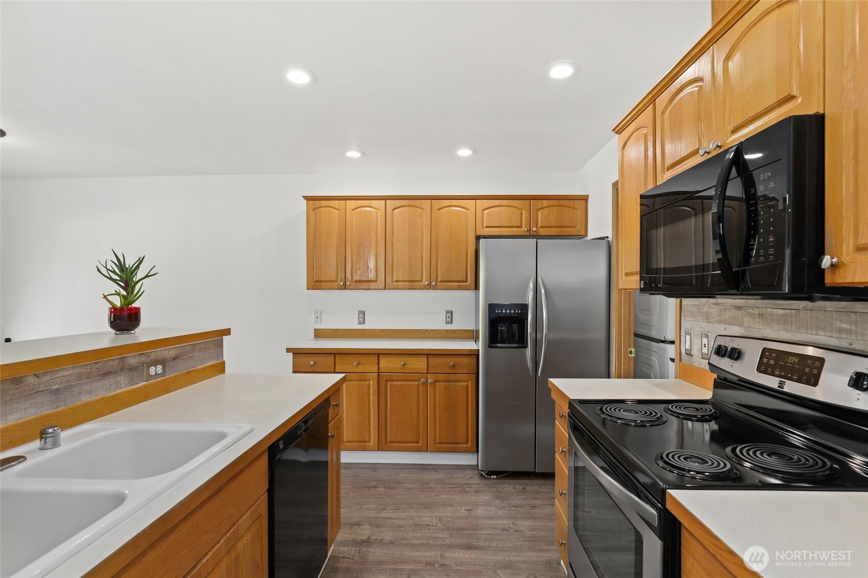 10714 185th Avenue Property Photo 14