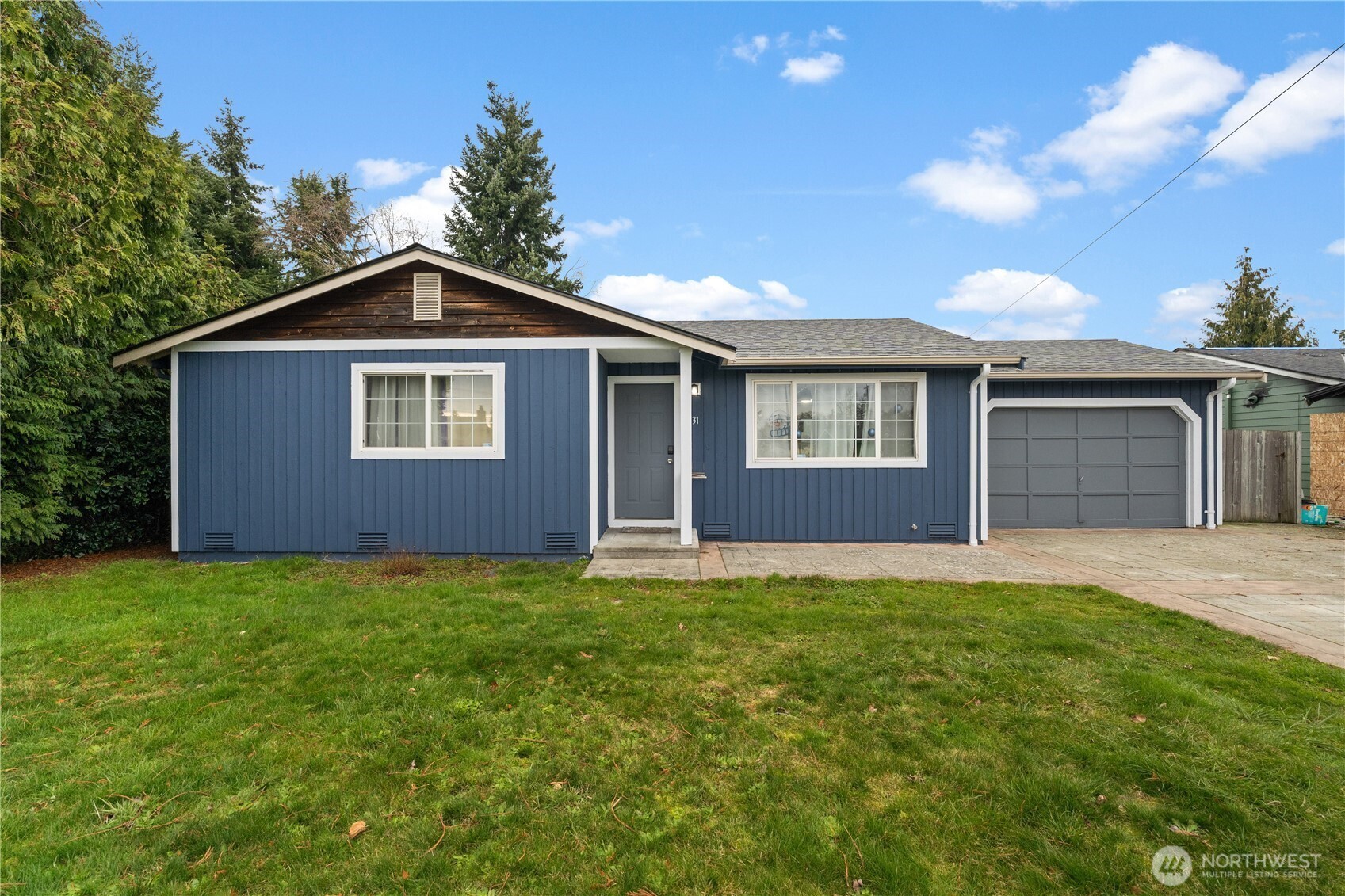 7631 273rd Street Property Photo 1