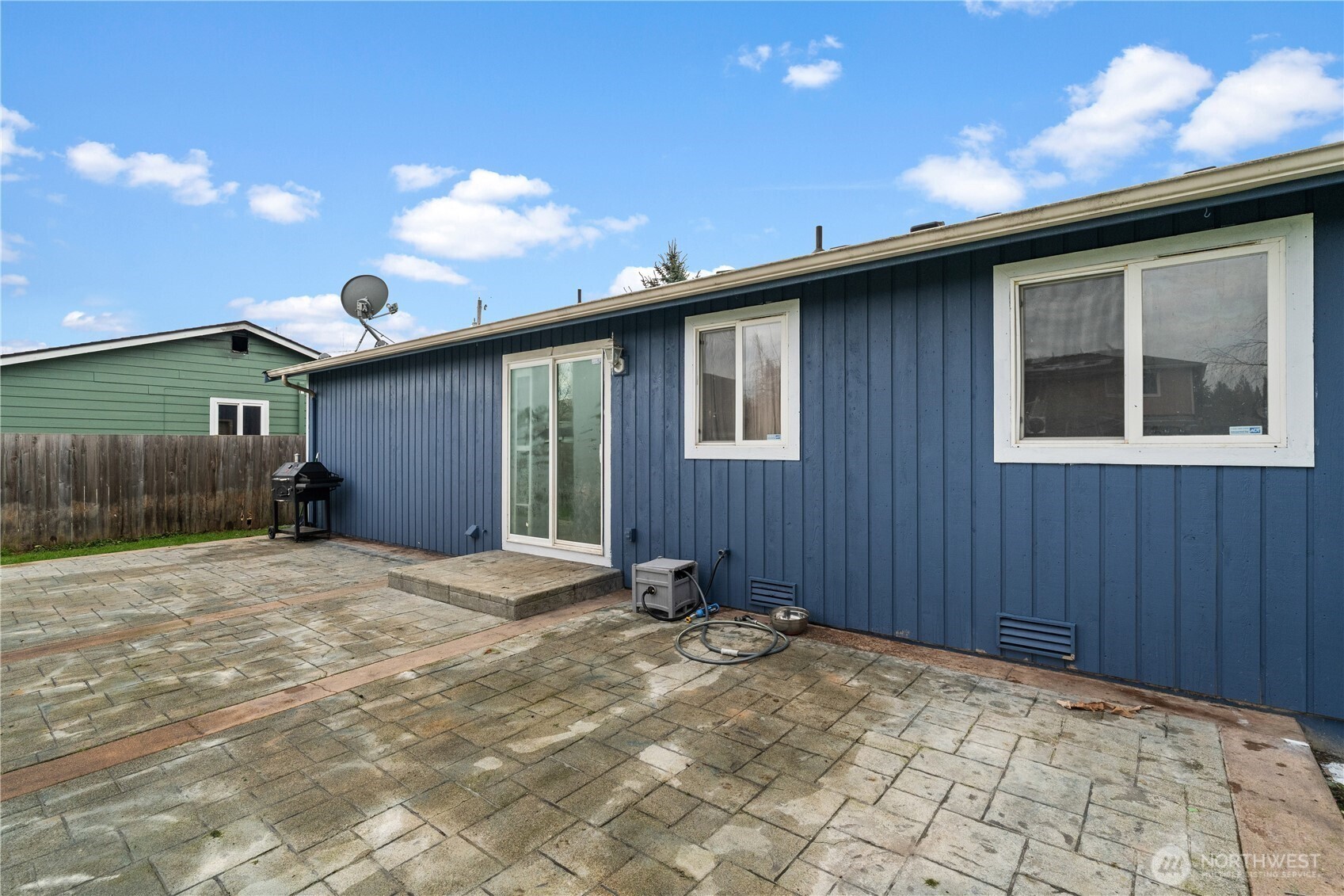 7631 273rd Street Property Photo 6