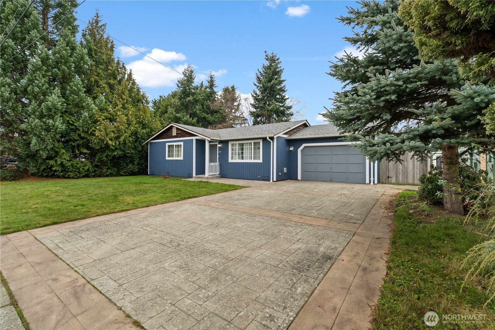 7631 273rd Street Property Photo 13