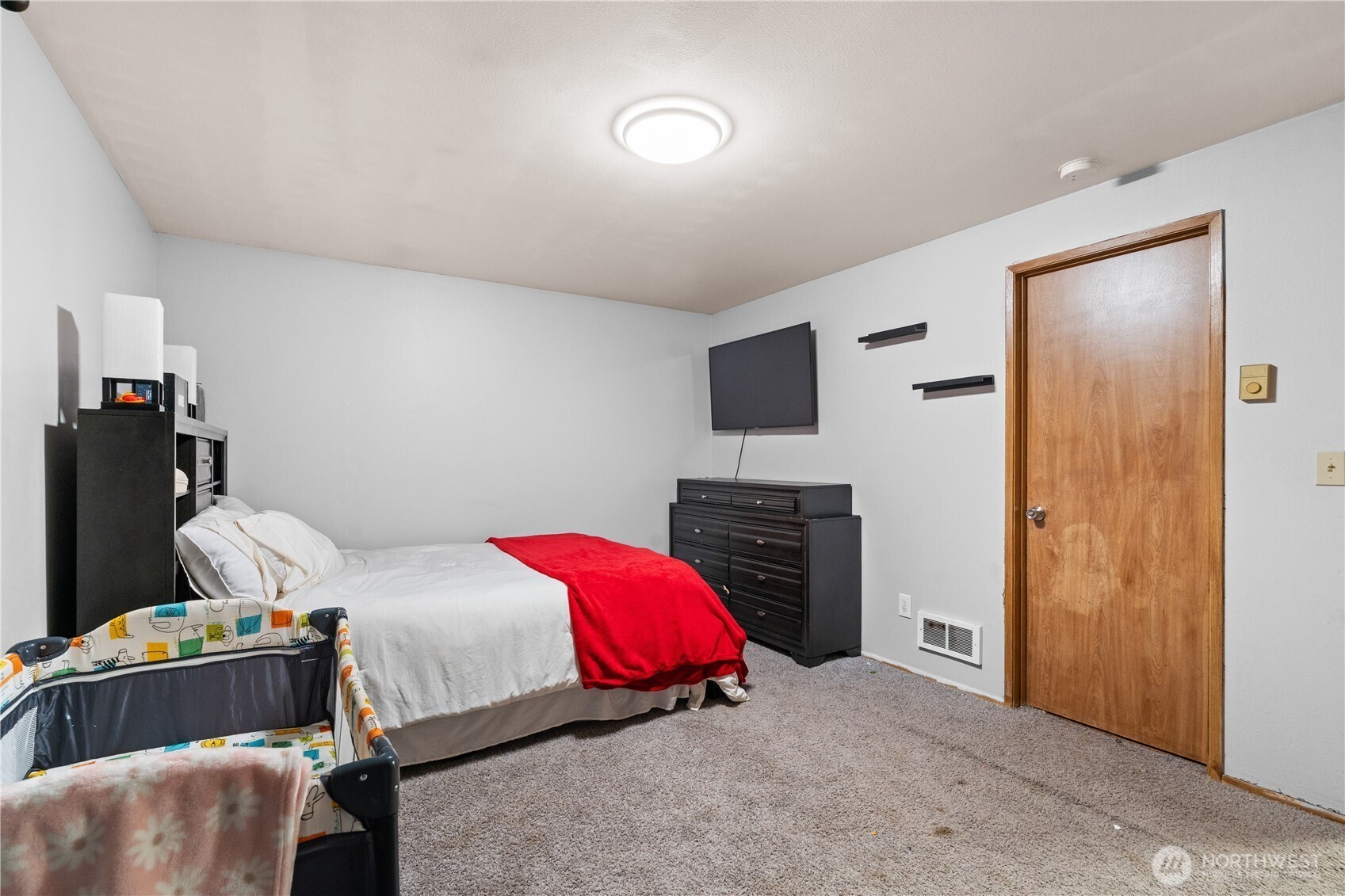7631 273rd Street Property Photo 28