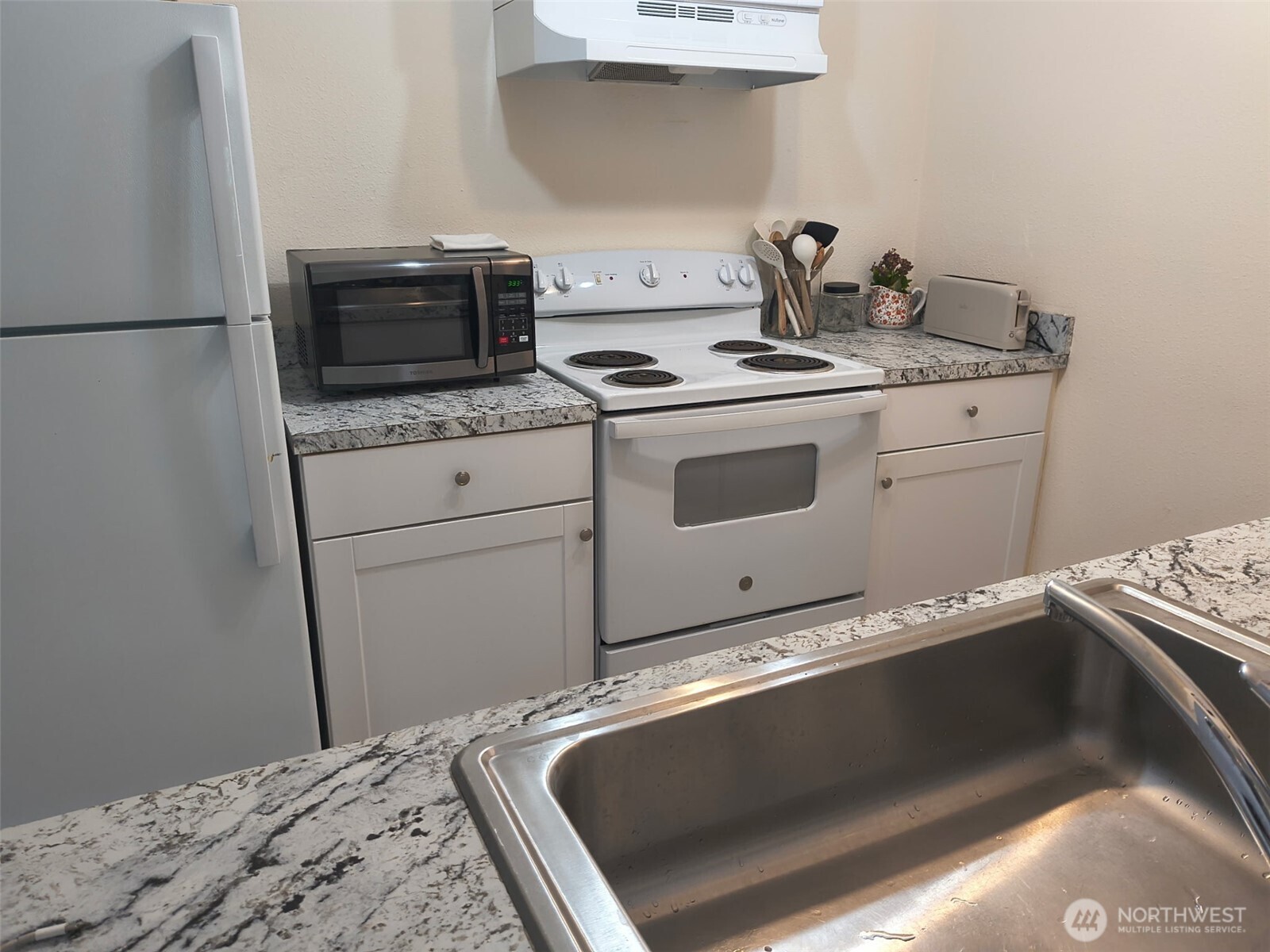 15415 35th Avenue E201 Property Photo 6