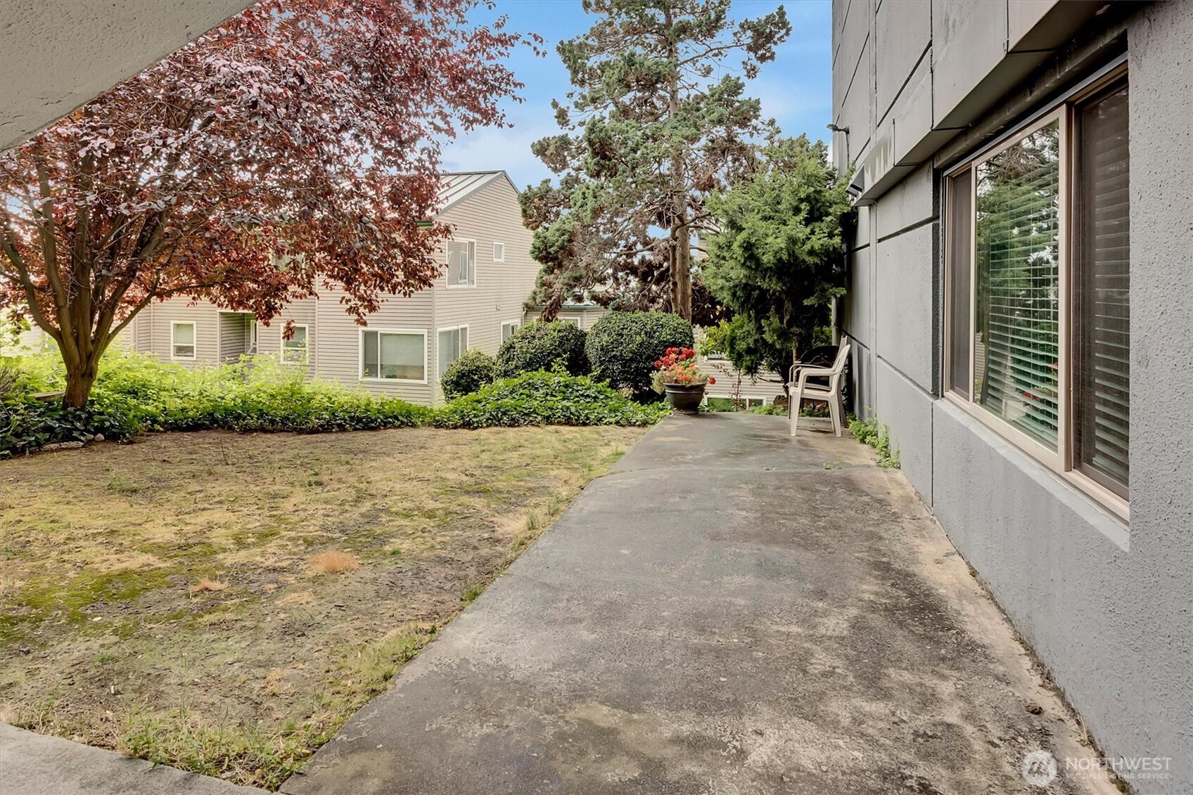 507 W Mercer Street 104 Property Photo 24