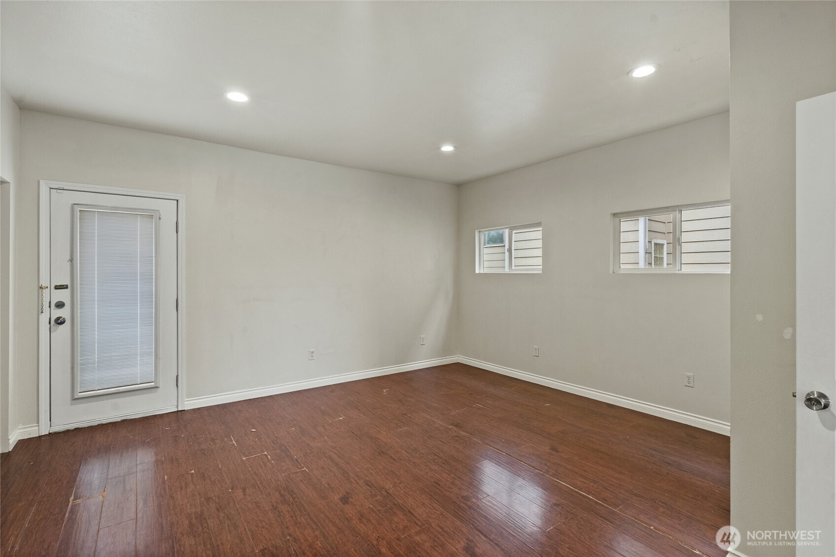 4012 Rucker Avenue Property Photo 8