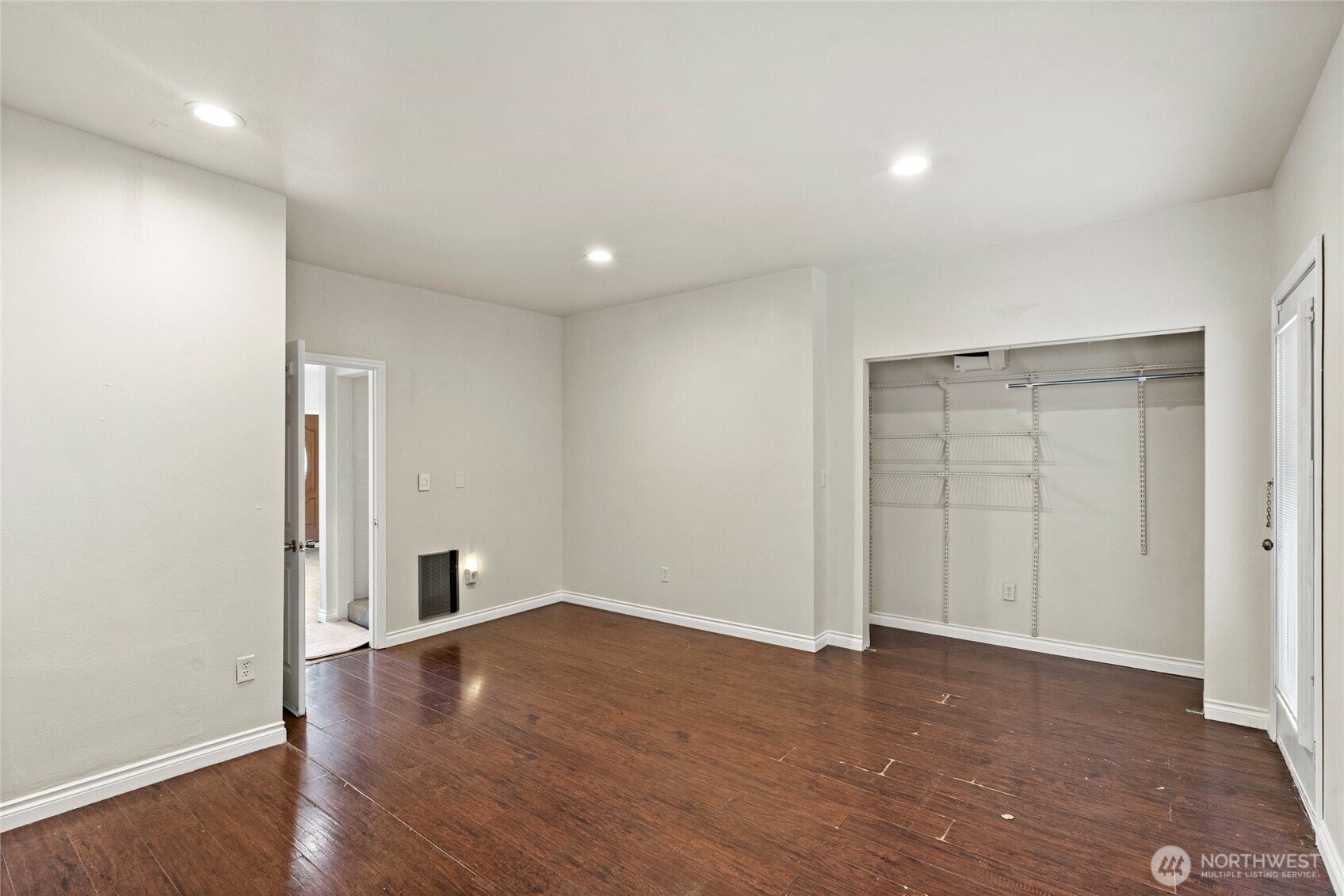 4012 Rucker Avenue Property Photo 9