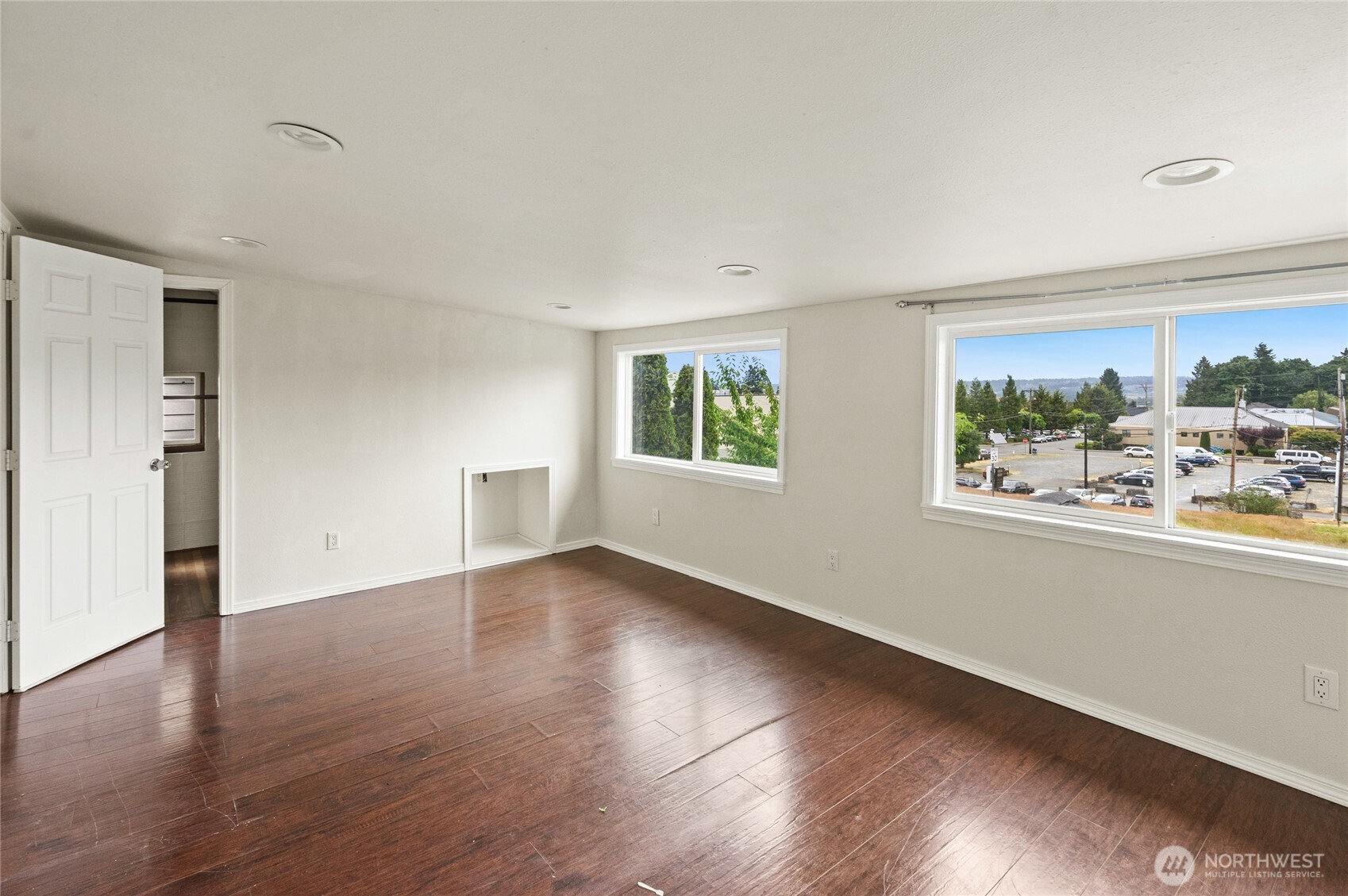 4012 Rucker Avenue Property Photo 11