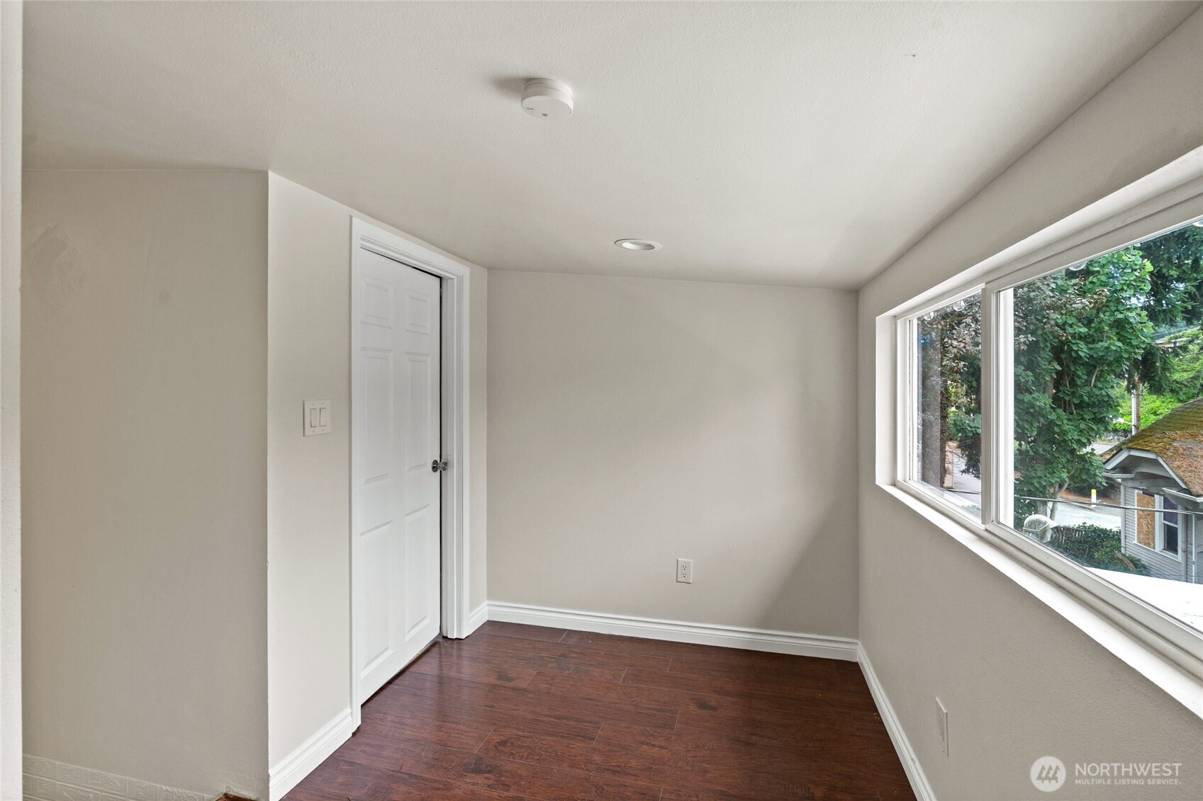 4012 Rucker Avenue Property Photo 12