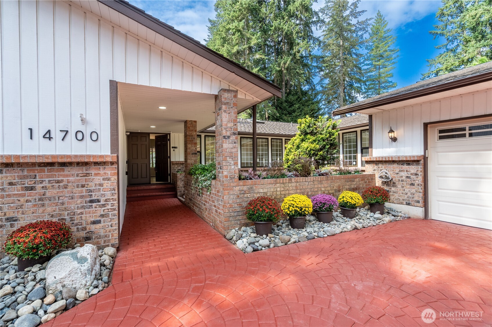 14700 26th Drive Property Photo 3