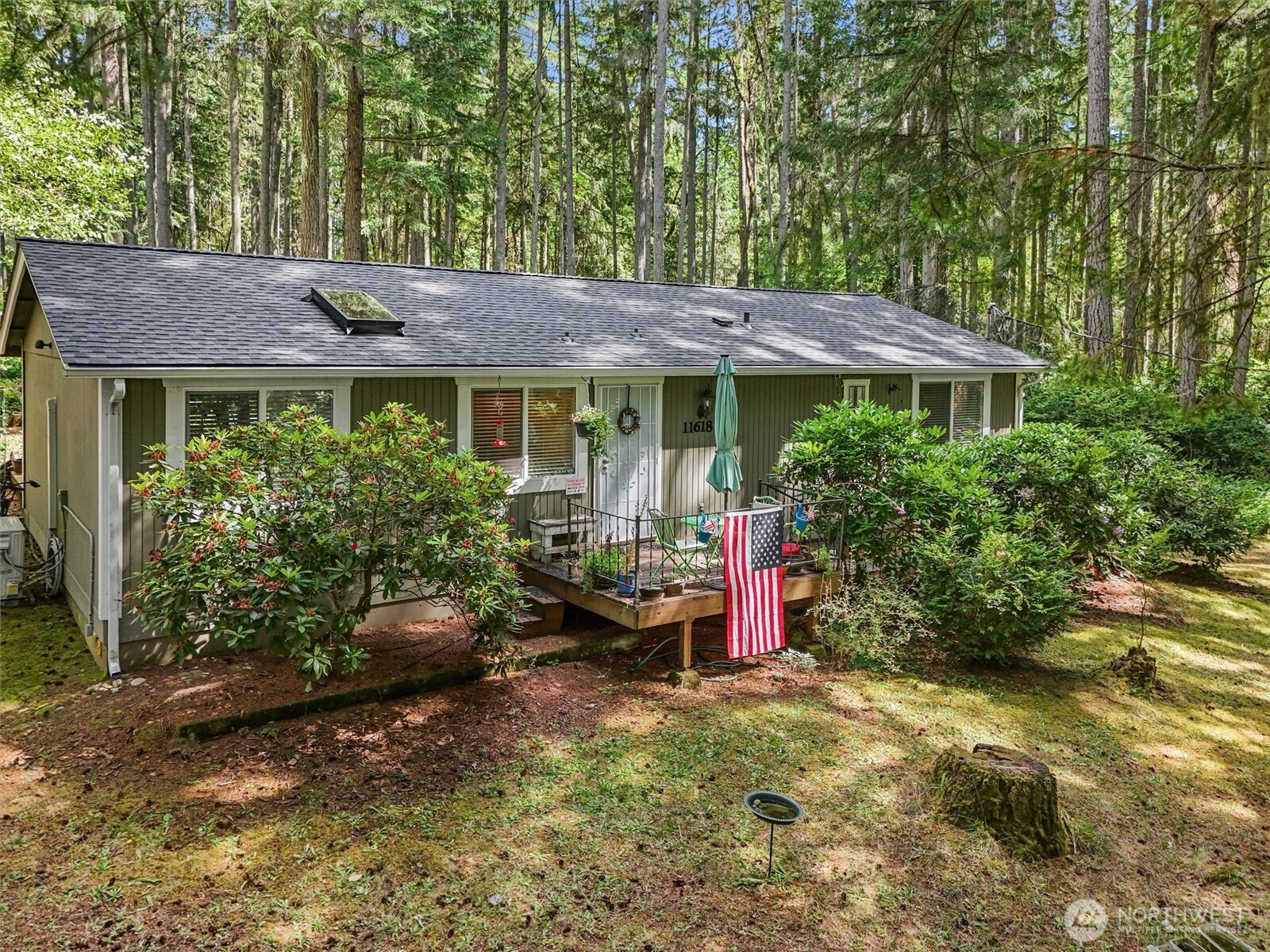 11618 Breaker Way Property Photo 2