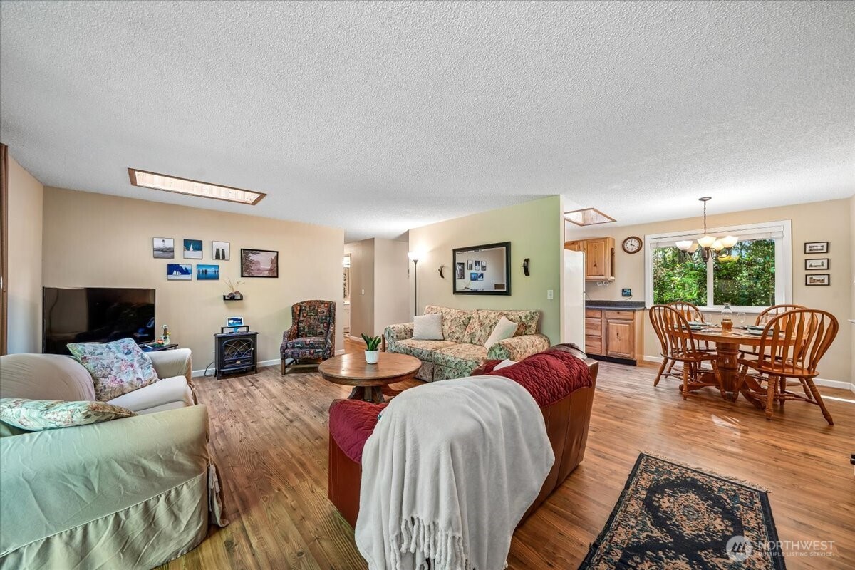 11618 Breaker Way Property Photo 19