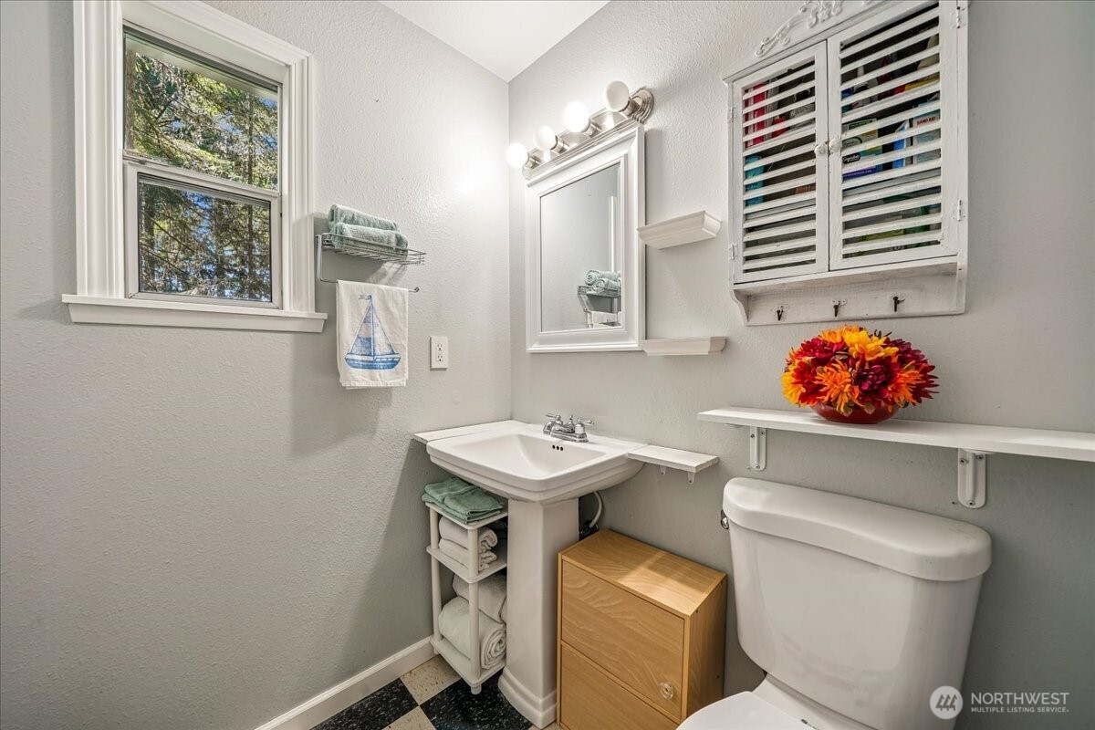 11618 Breaker Way Property Photo 26